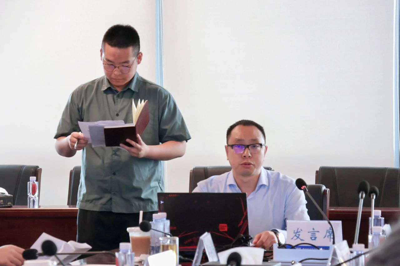 《高橋隧高速公路新能源微電網(wǎng)集群柔直供電互聯(lián)技術(shù)》四川路橋清潔能源集團(tuán).jpg